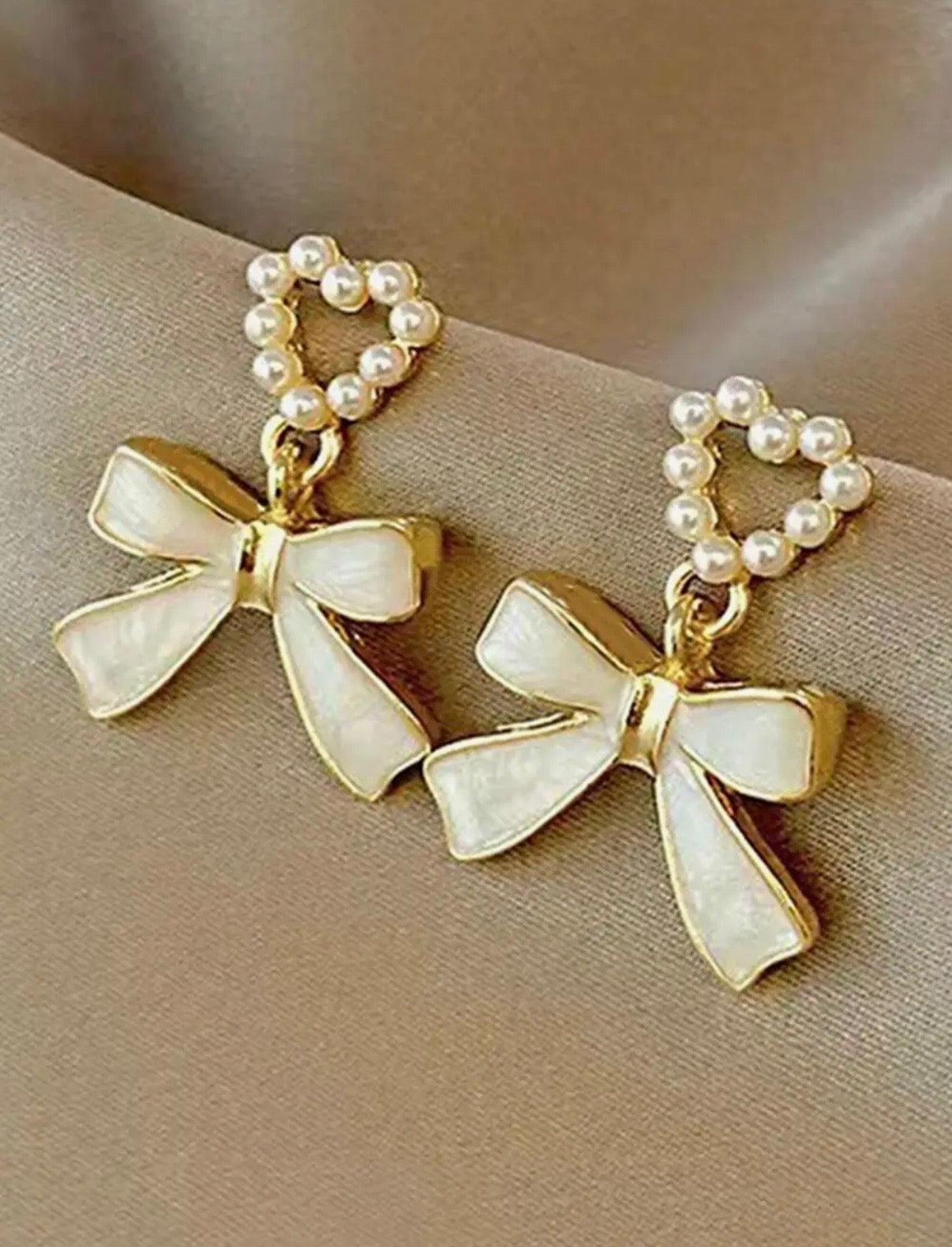LDC Pearled Heart Shape Bow Knot Dangle Earrings
